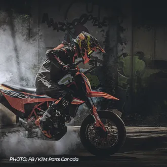 Budaya Ride Urban Supermoto dan Stunt Rider
